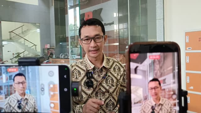 KPK Geledah 4 Empat Lokasi terkait Kasus Bupati Tulungagung, Sita Uang Rp95 Juta KPK Geledah 4 Empat Lokasi terkait Kasus Bupati Tulungagung, Sita Uang Rp95 Juta