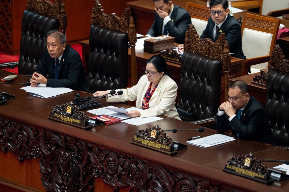 Puan Maharani Minta Pemerintah Evaluasi Penugasan Prajurit TNI di Wilayah Konflik Puan Maharani Minta Pemerintah Evaluasi Penugasan Prajurit TNI di Wilayah Konflik