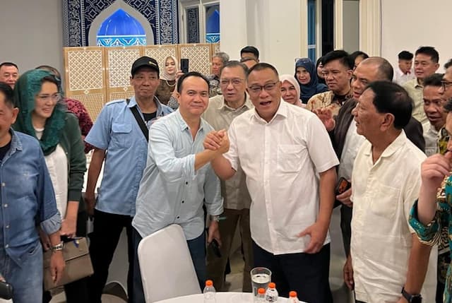 Dari Aktivis ke Menteri, Jumhur Hidayat Disebut Punya Daya Juang Tinggi Dari Aktivis ke Menteri, Jumhur Hidayat Disebut Punya Daya Juang Tinggi