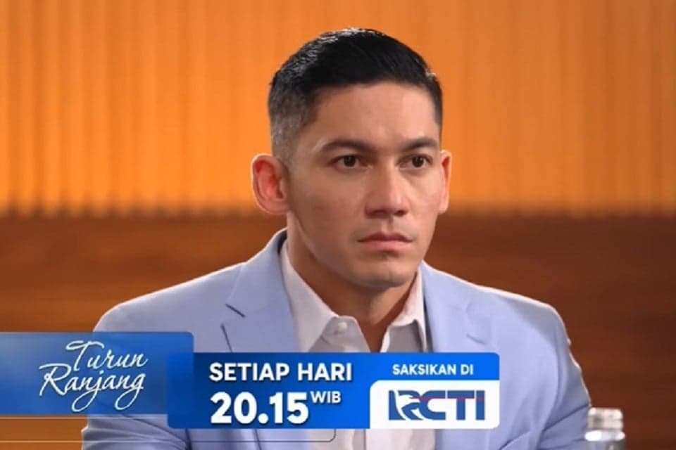 Sinopsis Sinetron 'Turun Ranjang' Eps 24: Albi Resmi Gugat Wira, Natha Pengaruhi Naza Sinopsis Sinetron 'Turun Ranjang' Eps 24: Albi Resmi Gugat Wira, Natha Pengaruhi Naza