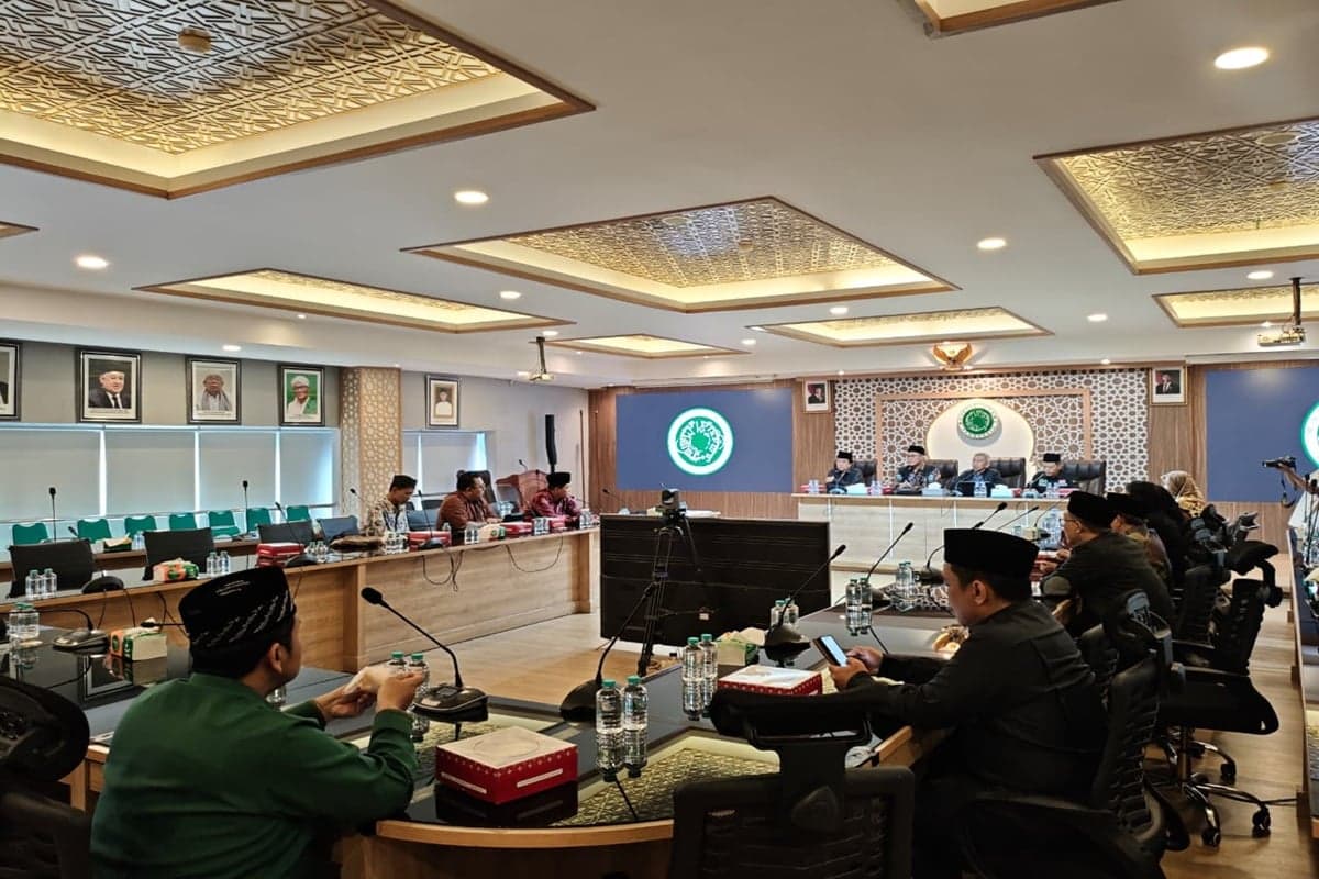 MUI dan FORKOPI Sepakat Perkuat Ekonomi Kerakyatan melalui Koperasi Syariah MUI dan FORKOPI Sepakat Perkuat Ekonomi Kerakyatan melalui Koperasi Syariah