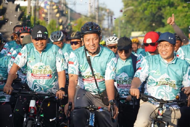 Kenang Peran Ulama NU, GP Ansor Gowes Bangkalan-Jombang di Harlah ke-92 Kenang Peran Ulama NU, GP Ansor Gowes Bangkalan-Jombang di Harlah ke-92