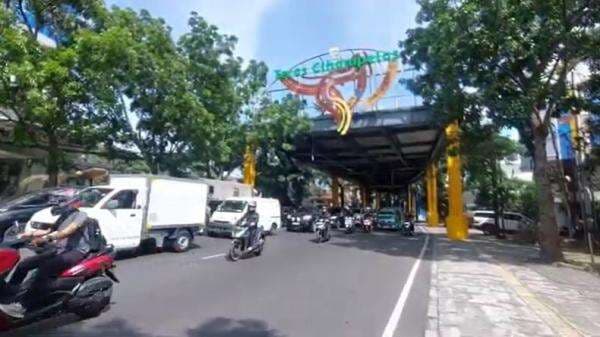 Pemkot Bandung Pertimbangkan Bongkar Teras Cihampelas Tahap Dua, Dibangun Era Ridwan Kamil Pemkot Bandung Pertimbangkan Bongkar Teras Cihampelas Tahap Dua, Dibangun Era Ridwan Kamil