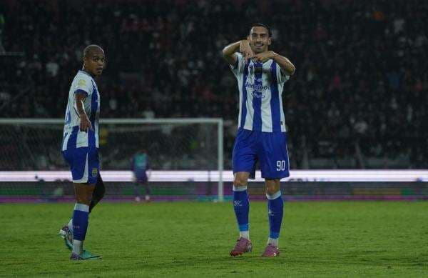 Respons Manajemen Persib Bandung soal Denda Rp105 Juta saat Bertandang ke Bali United Respons Manajemen Persib Bandung soal Denda Rp105 Juta saat Bertandang ke Bali United