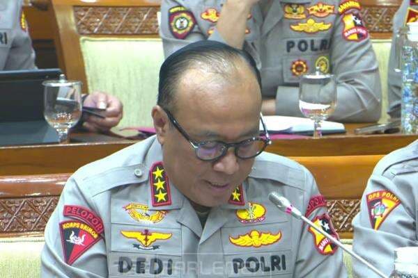 Polri Evaluasi Penanganan Demo, Terjunkan Tim ke 12 Polda Polri Evaluasi Penanganan Demo, Terjunkan Tim ke 12 Polda