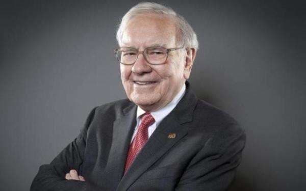 Warren Buffett Resmi Mundur Sebagai CEO Berkshire Hathaway Warren Buffett Resmi Mundur Sebagai CEO Berkshire Hathaway