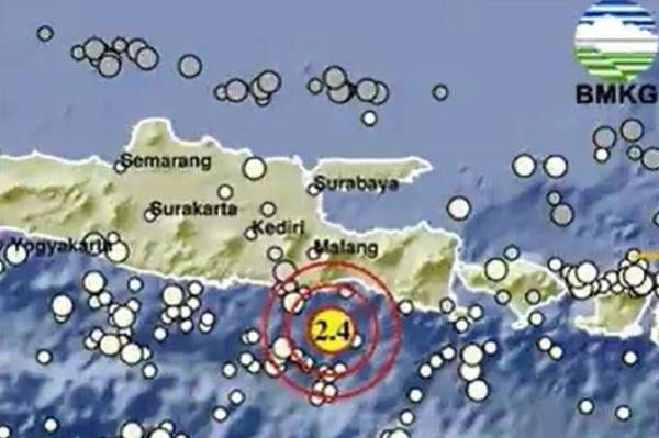 BMKG Gempa Hari Ini Guncang Lumajang Kedalaman 8 Km, Cek Magnitudonya! BMKG Gempa Hari Ini Guncang Lumajang Kedalaman 8 Km, Cek Magnitudonya!