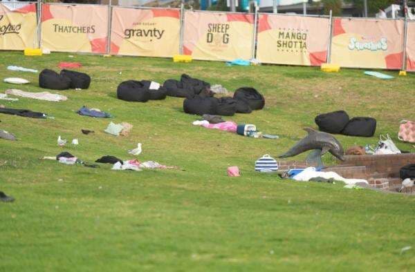 15 Orang Tewas dalam Penembakan Massal di Sydney, Pelaku Ayah dan Anak 15 Orang Tewas dalam Penembakan Massal di Sydney, Pelaku Ayah dan Anak