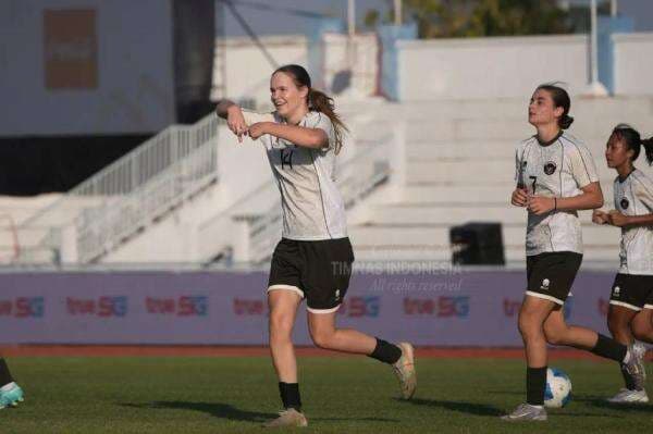 Timnas Putri Indonesia Pulang Tanpa Medali SEA Games 2025, Akira Higashiyama Pasang Badan Timnas Putri Indonesia Pulang Tanpa Medali SEA Games 2025, Akira Higashiyama Pasang Badan