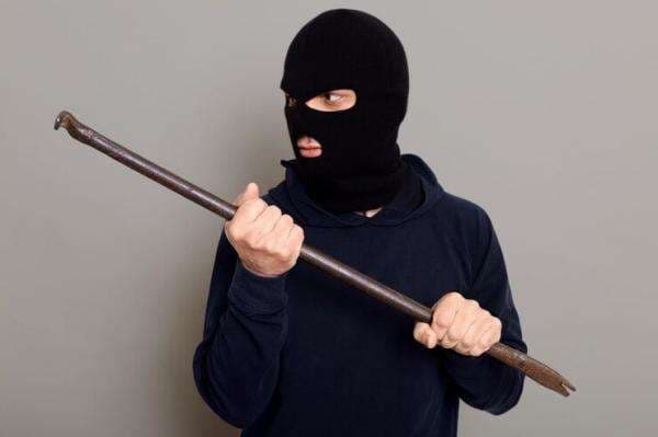 Oknum Polisi Kudus Terlibat Perampokan di Pati, Baru Terungkap Setahun Kemudian Oknum Polisi Kudus Terlibat Perampokan di Pati, Baru Terungkap Setahun Kemudian