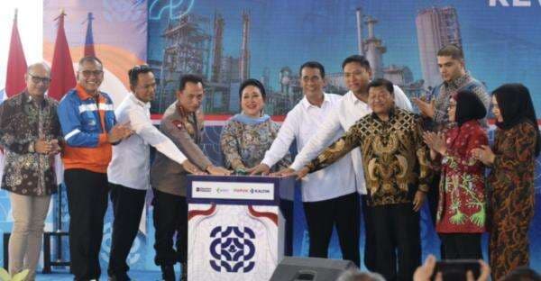 Revamping Pabrik-2 Pupuk Kaltim, Mentan: Bisa Hemat Biaya Rp200 Miliar per Tahun Revamping Pabrik-2 Pupuk Kaltim, Mentan: Bisa Hemat Biaya Rp200 Miliar per Tahun