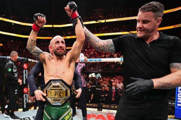 15 Petarung P4P UFC Terbaik Dunia: Alexander Volkanovski Meroket 15 Petarung P4P UFC Terbaik Dunia: Alexander Volkanovski Meroket