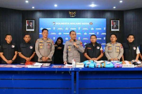 Perang Narkoba! Polresta Malang Ungkap 31 Kasus, Tangkap 36 Tersangka Perang Narkoba! Polresta Malang Ungkap 31 Kasus, Tangkap 36 Tersangka