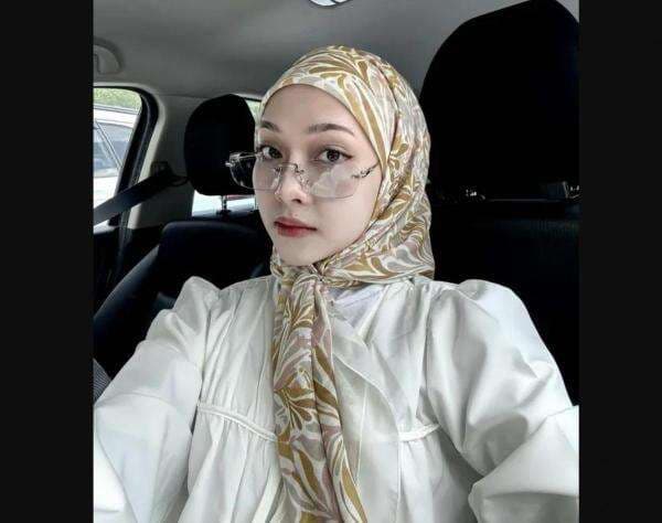 Profil dan Potret Aya Alias Aliyah Balqis, Selebgram Asal Malaysia yang Bongkar Perselingkuhan Yuka–Jule Profil dan Potret Aya Alias Aliyah Balqis, Selebgram Asal Malaysia yang Bongkar Perselingkuhan Yuka–Jule