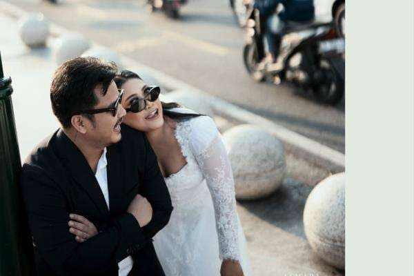 Boiyen Resmi Menikah dengan Maskawin Logam Mulia 15 Gram dan Uang Rp110 Juta Boiyen Resmi Menikah dengan Maskawin Logam Mulia 15 Gram dan Uang Rp110 Juta