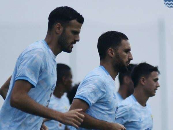 Jadwal Siaran Langsung Persib Bandung vs Persija Jakarta di Super League 2025-2026 Jadwal Siaran Langsung Persib Bandung vs Persija Jakarta di Super League 2025-2026