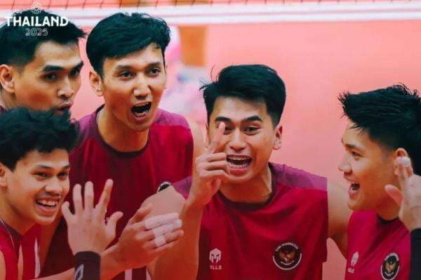 Timnas Voli Putra Indonesia Raih Perak SEA Games 2025 usai Duel Neraka Lawan Thailand Timnas Voli Putra Indonesia Raih Perak SEA Games 2025 usai Duel Neraka Lawan Thailand