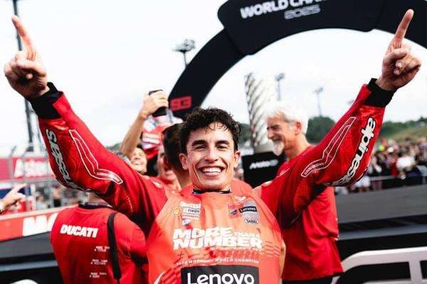 Marc Marquez Dinilai Layak Jadi Panutan Dunia, Bukan Cuma di MotoGP Marc Marquez Dinilai Layak Jadi Panutan Dunia, Bukan Cuma di MotoGP