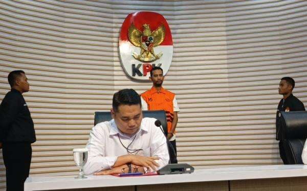 Kasus Korupsi Pembangunan Rel Kereta Api Medan, KPK Tahan Satu Tersangka Kasus Korupsi Pembangunan Rel Kereta Api Medan, KPK Tahan Satu Tersangka