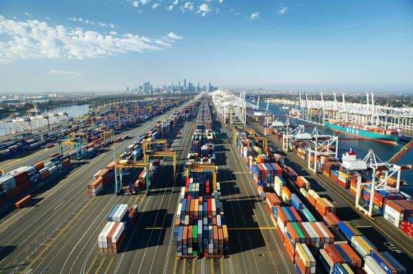 Surplus 67 Bulan Beruntun, Neraca Dagang RI Tembus USD2,66 Miliar per November Surplus 67 Bulan Beruntun, Neraca Dagang RI Tembus USD2,66 Miliar per November