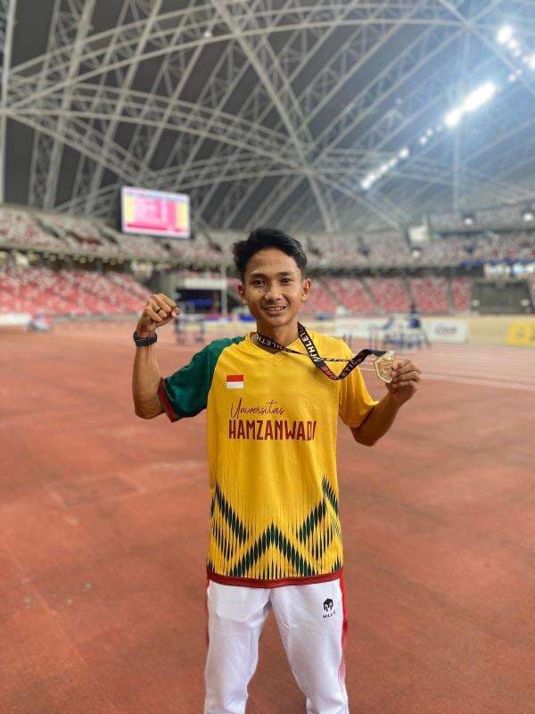 Mahasiswa Universitas Hamzanwadi Raih Medali Emas di Singapore Open Track and Field Championship Mahasiswa Universitas Hamzanwadi Raih Medali Emas di Singapore Open Track and Field Championship