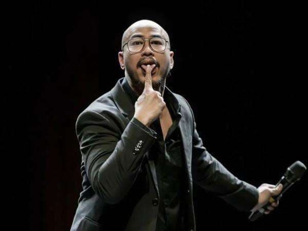 Pandji Pragiwaksono Buka Suara usai Dipolisikan gegara Mens Rea Pandji Pragiwaksono Buka Suara usai Dipolisikan gegara Mens Rea