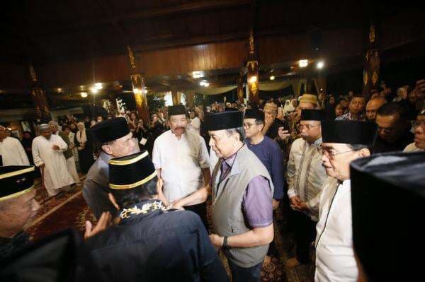 Menko Djamari Chaniago hingga Hendropriyono Melayat ke Rumah Duka Rugaiya Usman Istri Wiranto Menko Djamari Chaniago hingga Hendropriyono Melayat ke Rumah Duka Rugaiya Usman Istri Wiranto