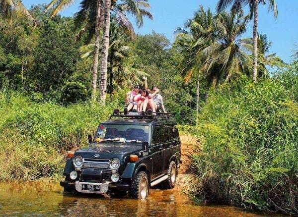 4 Rekomendasi Wisata Alam Hidden Gem di Indonesia, Yuk Mampir! 4 Rekomendasi Wisata Alam Hidden Gem di Indonesia, Yuk Mampir!