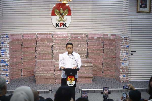 Serahkan Rp883 Miliar ke Taspen Padahal Kerugian Negara Rp1 Triliun, KPK Ungkap Alasannya Serahkan Rp883 Miliar ke Taspen Padahal Kerugian Negara Rp1 Triliun, KPK Ungkap Alasannya