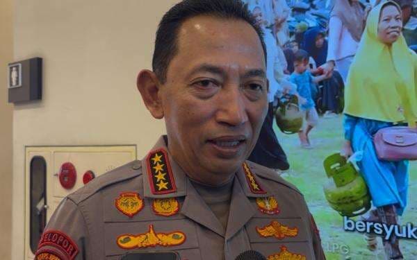 Kapolri Sebut Satu Korporasi Jadi Tersangka Kasus Kayu Gelondongan di Aceh-Sumatera Kapolri Sebut Satu Korporasi Jadi Tersangka Kasus Kayu Gelondongan di Aceh-Sumatera