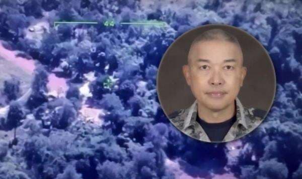 Panas! Sniper Pasukan Kamboja Bidik Perwira Angkatan Laut Thailand Panas! Sniper Pasukan Kamboja Bidik Perwira Angkatan Laut Thailand