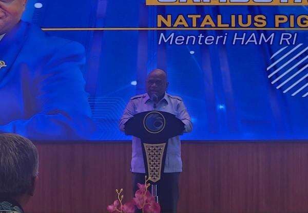 Natalius Pigai Ingin Kata Reformasi Hilang dan Singgung Wacana Pembubaran KPK Natalius Pigai Ingin Kata Reformasi Hilang dan Singgung Wacana Pembubaran KPK