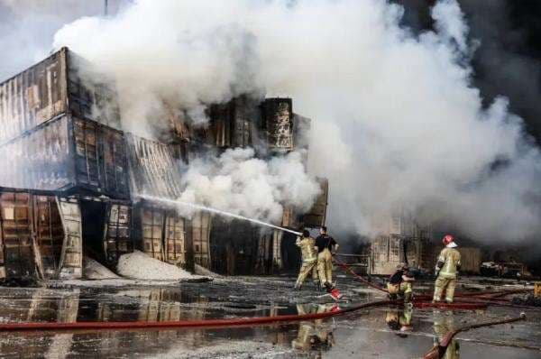 3 Fakta Ledakan Pelabuhan Iran yang Menggemparkan, Benarkah Ada Keterlibatan Israel? 3 Fakta Ledakan Pelabuhan Iran yang Menggemparkan, Benarkah Ada Keterlibatan Israel?