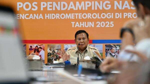 Suara Prabowo Bergetar, Sampaikan Terima Kasih ke Petugas Penanganan Bencana Suara Prabowo Bergetar, Sampaikan Terima Kasih ke Petugas Penanganan Bencana