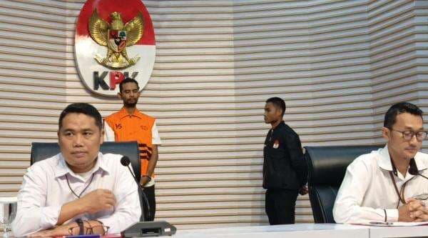 Ditahan KPK, Pejabat DJKA Medan Diduga Kantongi Rp12 Miliar dari Proyek Rel Kereta Ditahan KPK, Pejabat DJKA Medan Diduga Kantongi Rp12 Miliar dari Proyek Rel Kereta