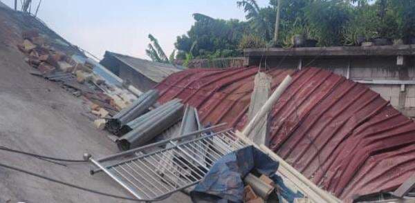 Ngeri! Bangunan Lahan Parkir Dua Lantai Milik Warga Koja Jakut Roboh Ngeri! Bangunan Lahan Parkir Dua Lantai Milik Warga Koja Jakut Roboh