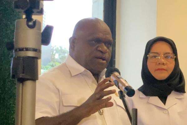 Menteri HAM Natalius Pigai Desak Polisi Usut Tuntas Teror terhadap Aktivis dan Influencer Menteri HAM Natalius Pigai Desak Polisi Usut Tuntas Teror terhadap Aktivis dan Influencer