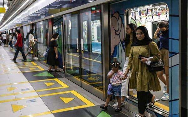 Layanan MRT Jakarta Kembali Normal usai Gangguan Layanan MRT Jakarta Kembali Normal usai Gangguan