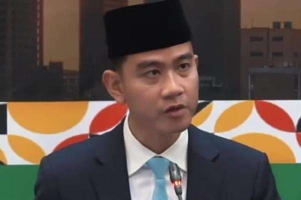 Momen Gibran Pidato Berbahasa Inggris di Afsel, Sampaikan Salam dari Prabowo Momen Gibran Pidato Berbahasa Inggris di Afsel, Sampaikan Salam dari Prabowo