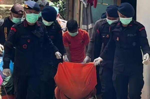 Pilu, Kronologi Anggota Brimob Temukan Jenazah Ibunya di Sibolga Pilu, Kronologi Anggota Brimob Temukan Jenazah Ibunya di Sibolga