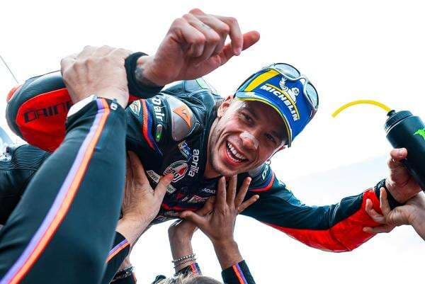 Bukan Jorge Martin, Aprilia Racing Prioritaskan Kontrak Marco Bezzecchi untuk MotoGP 2027! Bukan Jorge Martin, Aprilia Racing Prioritaskan Kontrak Marco Bezzecchi untuk MotoGP 2027!