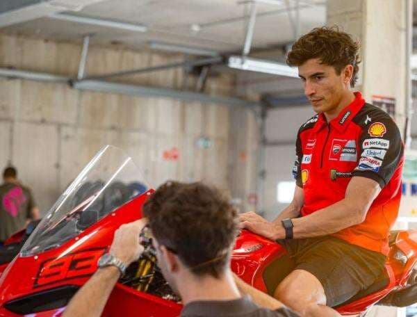 Terungkap! Marc Marquez Sebetulnya Enggan Balapan di MotoGP Mandalika 2025 Terungkap! Marc Marquez Sebetulnya Enggan Balapan di MotoGP Mandalika 2025