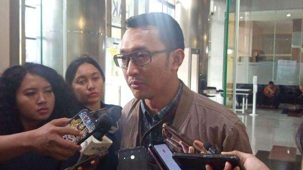 OTT KPK di Banten dan Jakarta, 9 Orang Ditangkap OTT KPK di Banten dan Jakarta, 9 Orang Ditangkap