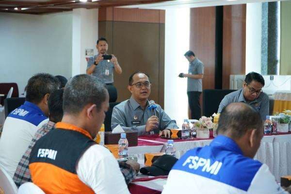 Dirjen AHU Tegaskan Aksi Buruh PT Pakerin Tak Terkait Kemenkum Dirjen AHU Tegaskan Aksi Buruh PT Pakerin Tak Terkait Kemenkum