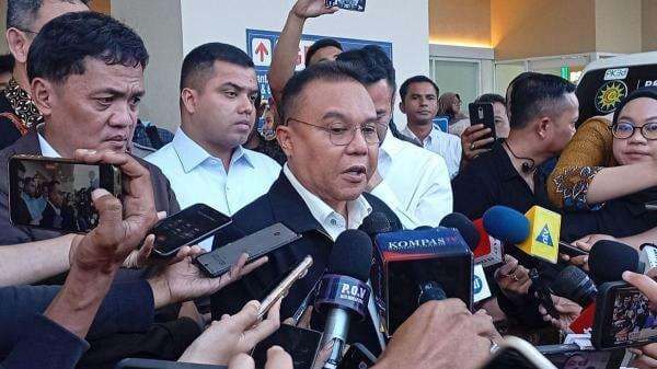 Dasco Sambangi Korban Ledakan SMA 72, Ketum KB PII: Bentuk Empati dan Dukungan DPR Dasco Sambangi Korban Ledakan SMA 72, Ketum KB PII: Bentuk Empati dan Dukungan DPR