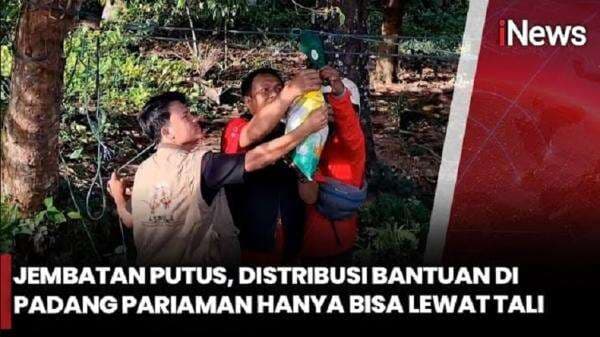 Jembatan Putus, Bantuan Warga Sipinang Anduring Sumbar Disalurkan Gunakan Tali Jembatan Putus, Bantuan Warga Sipinang Anduring Sumbar Disalurkan Gunakan Tali