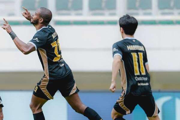 Hasil Dewa United vs Persis Solo di Super League 2025-2026: Banten Warriors Pesta Gol 5-1! Hasil Dewa United vs Persis Solo di Super League 2025-2026: Banten Warriors Pesta Gol 5-1!