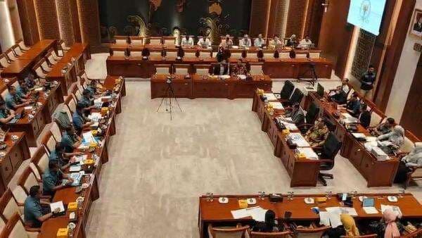 DPR- KSAL Rapat Dengar Pendapat, Bahas Lembaga Terpadu Urus Laut Indonesia DPR- KSAL Rapat Dengar Pendapat, Bahas Lembaga Terpadu Urus Laut Indonesia