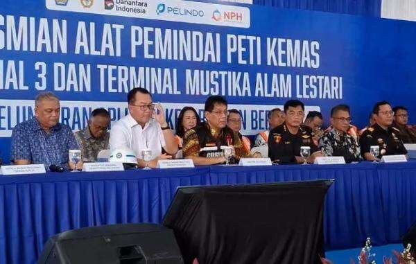 Purbaya Resmikan Alat Pemindai Peti Kemas Berbasis AI, Persempit Praktik Penyimpangan Purbaya Resmikan Alat Pemindai Peti Kemas Berbasis AI, Persempit Praktik Penyimpangan