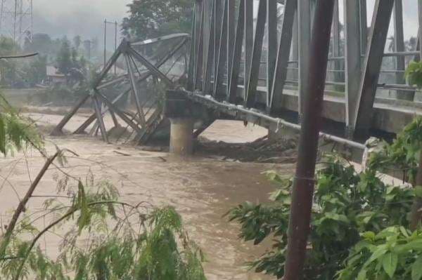 Korban Banjir-Longsor di Aceh: 96 Orang Meninggal Dunia, 75 Masih Hilang Korban Banjir-Longsor di Aceh: 96 Orang Meninggal Dunia, 75 Masih Hilang